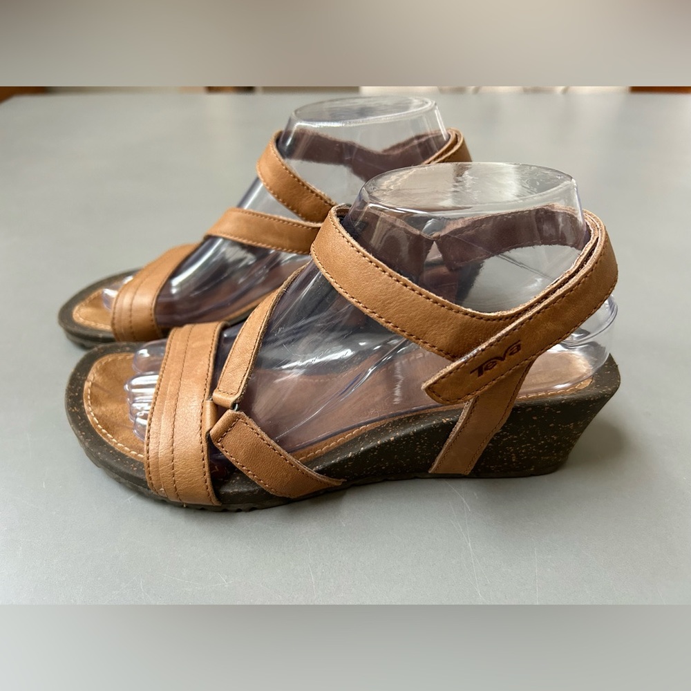 Teva Cabrillo Brown Tan Leather  Crossover Strappy Wedge Sandal Womens 8